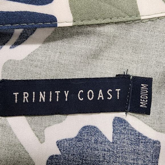 Trinity Coast Top Mens M Green Blue Floral Hawaiian Rayon Camp Shirt Summer - Picture 3 of 9
